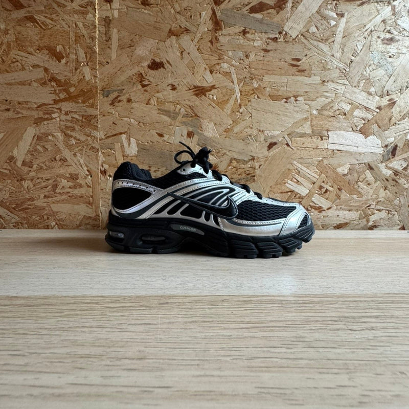 NIKE AIR MAX MOTO