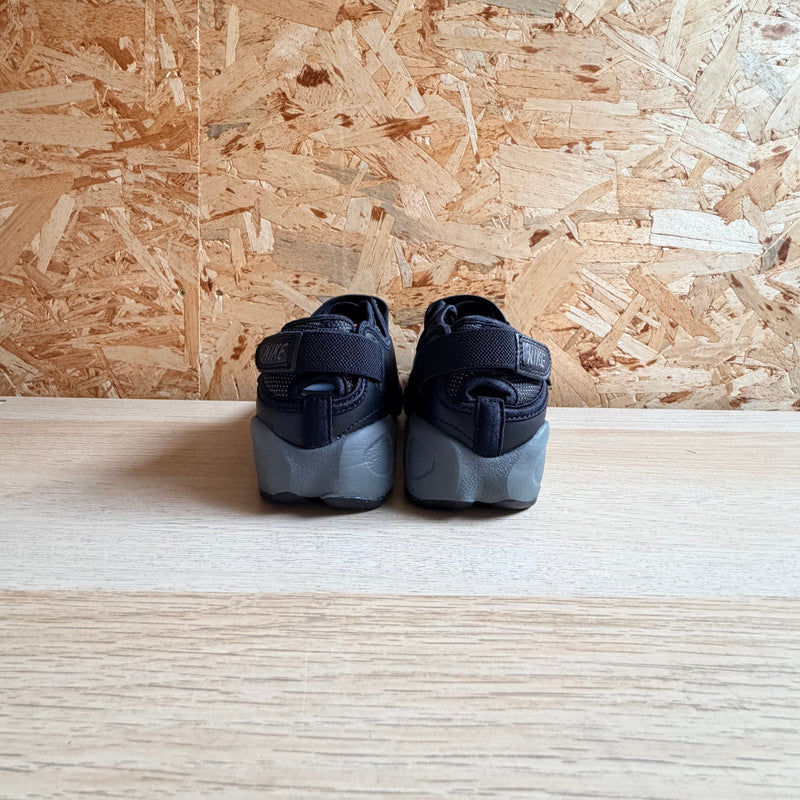 NIKE AIR RIFT