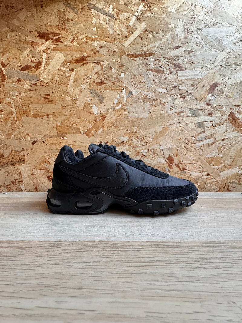 NIKE AIR MAX WAFFLE RACER SP