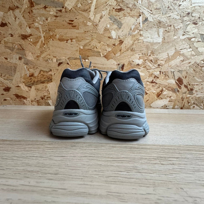 SAUCONY PROGRID OMNI 9