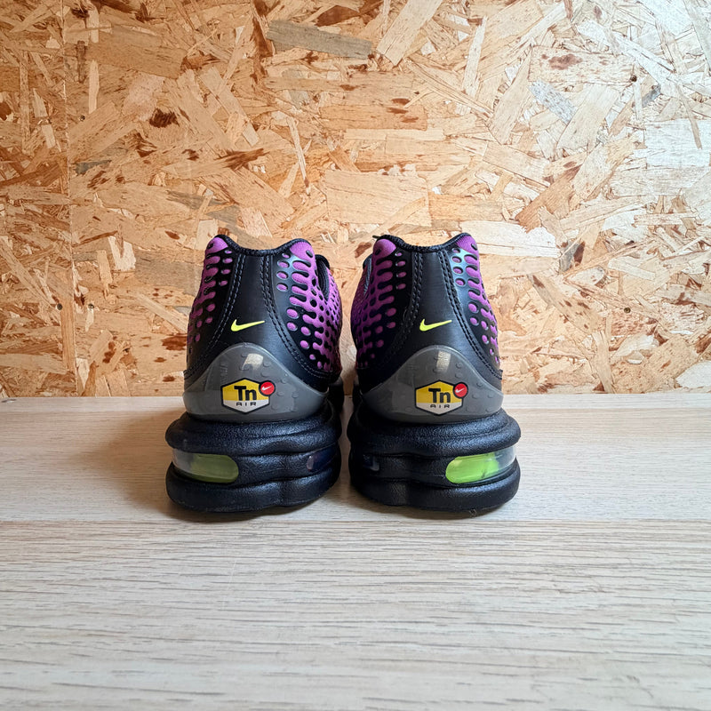 NIKE AIR MAX PLUS TN 7