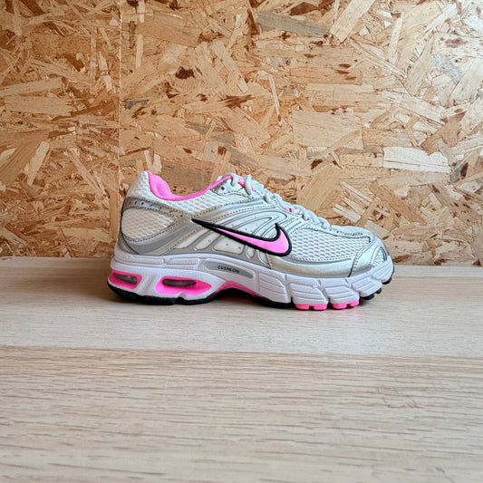 NIKE AIR MAX MOTO 2K