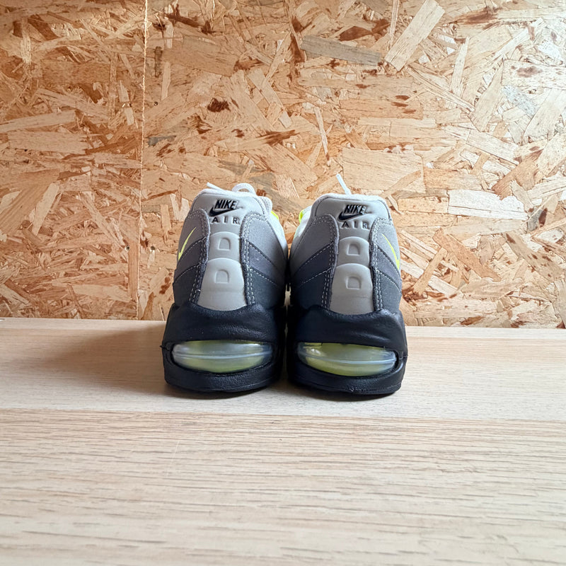 NIKE AIR MAX 95