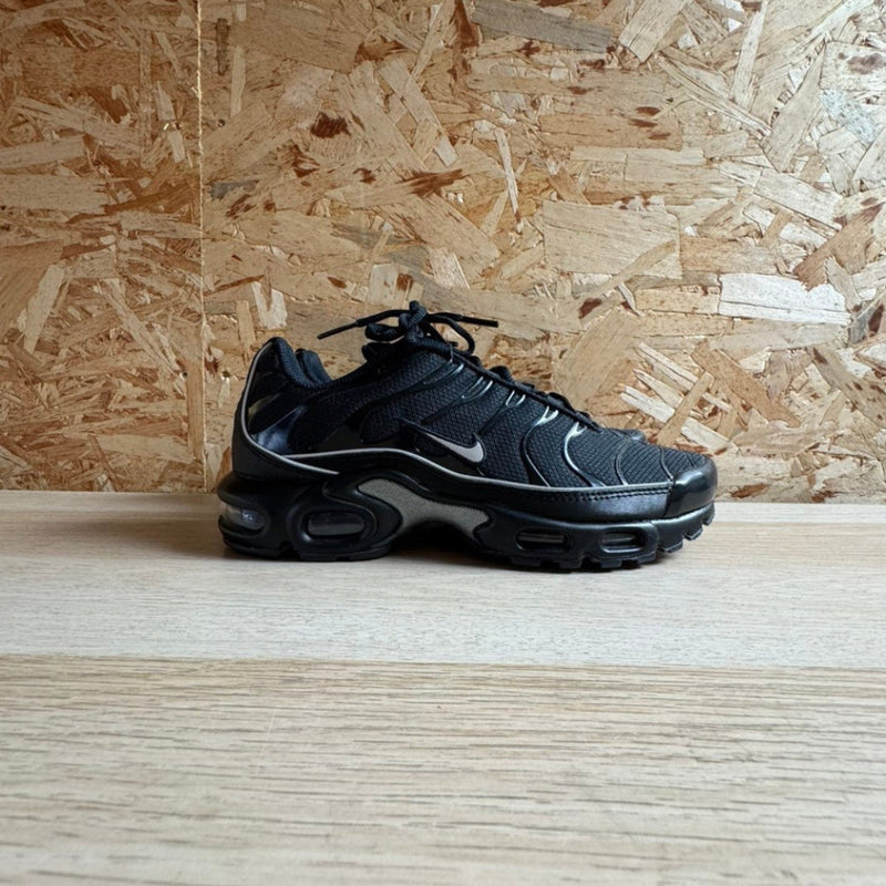 NIKE AIR MAX PLUS OG