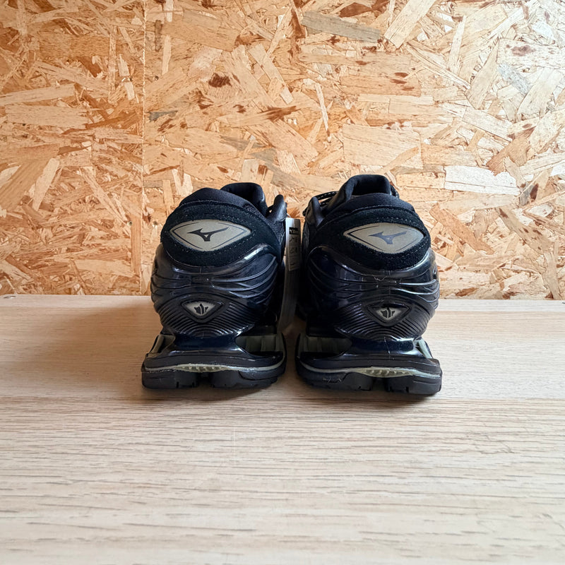 MIZUNO WAVE PROPHECY LS MAHARISHI