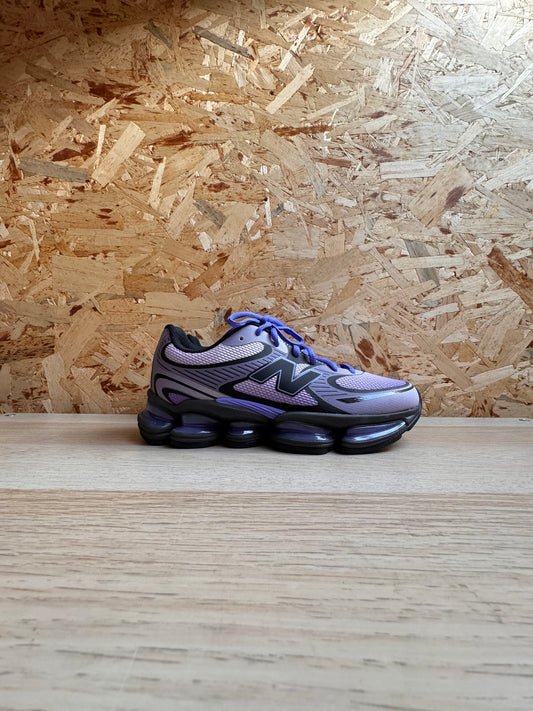 NEW BALANCE 2000