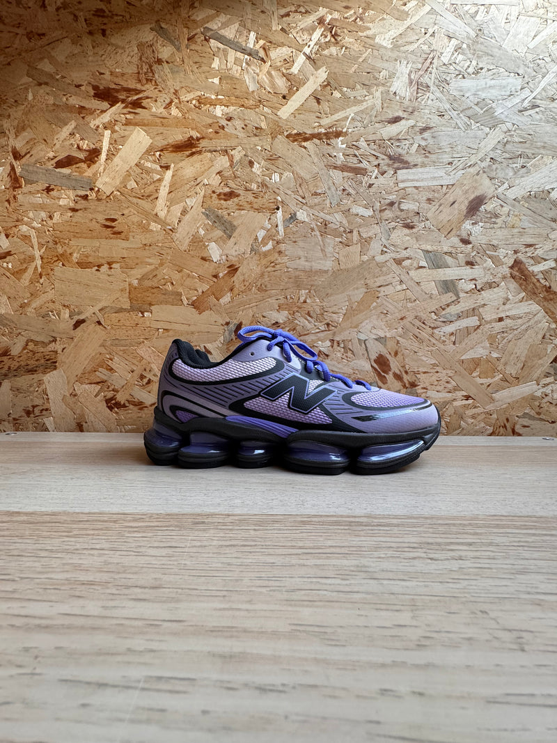 NEW BALANCE 2000