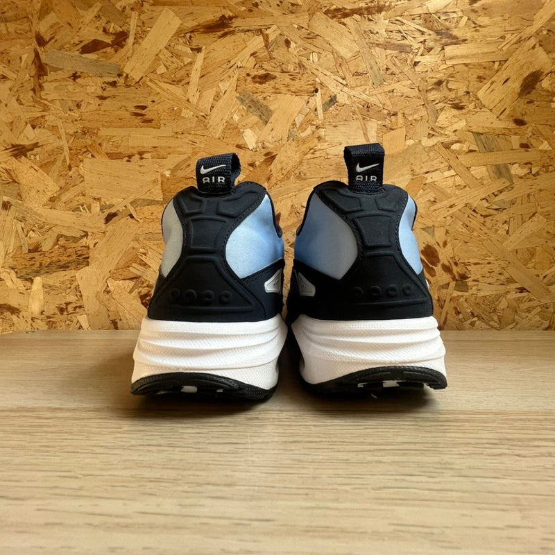 NIKE AIR MAX SNDR
