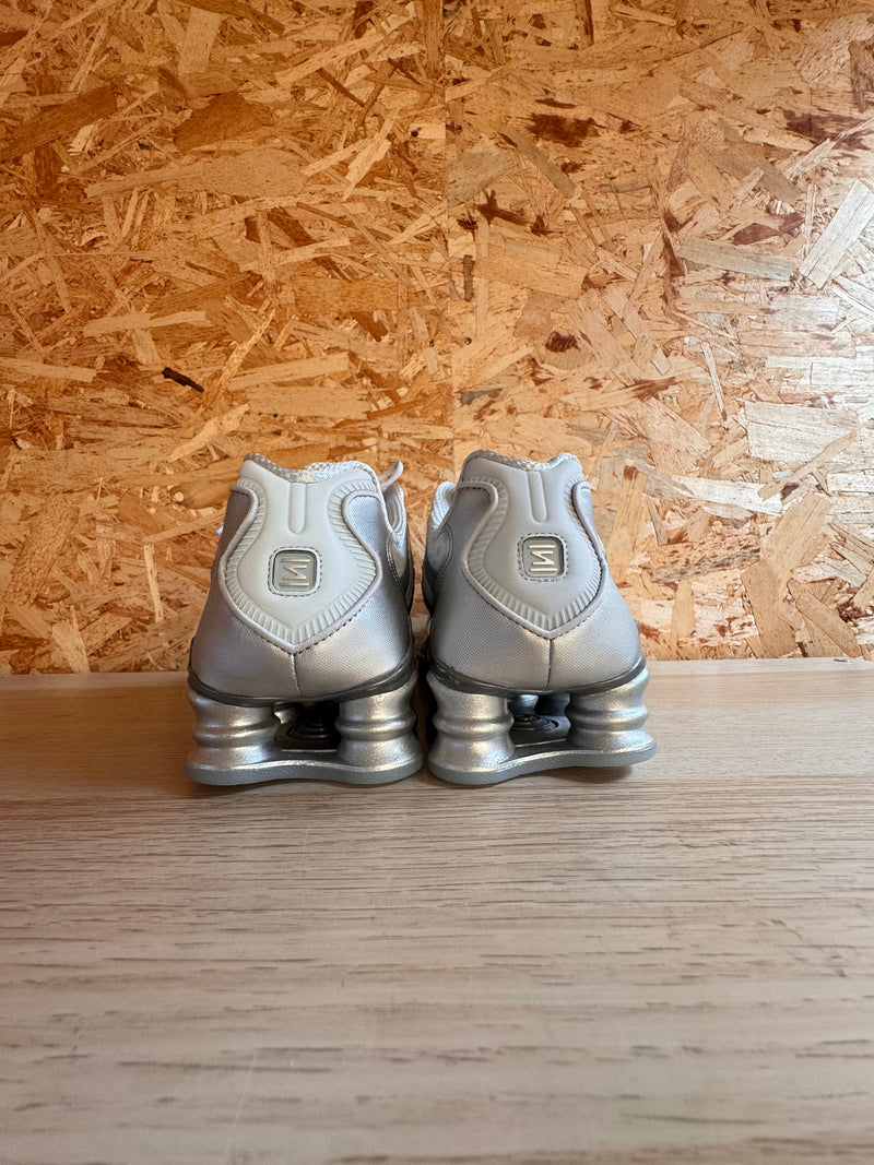 NIKE SHOX TL