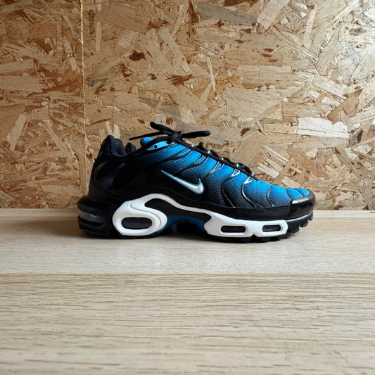 NIKE AIR MAX PLUS TN
