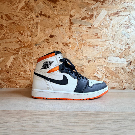 AIR JORDAN 1 RÉTRO