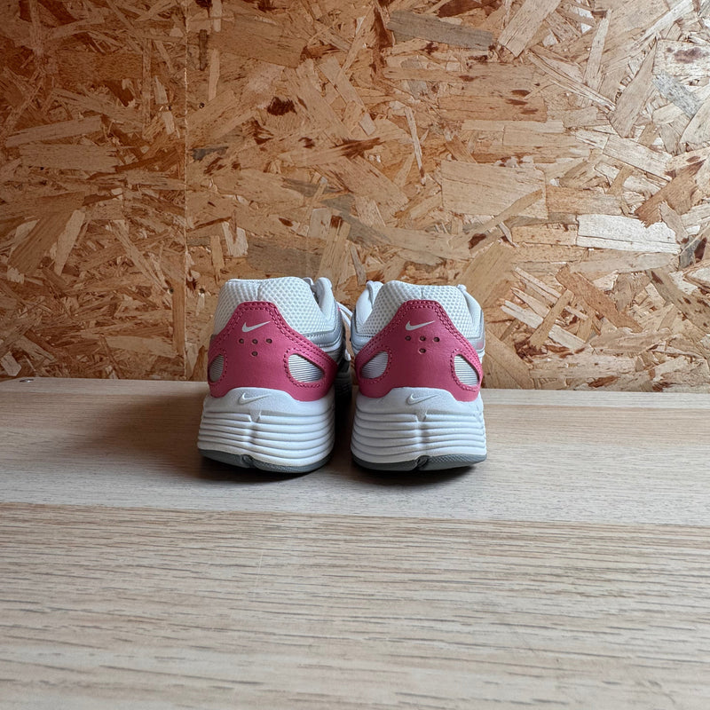NIKE P-6000 (GS)