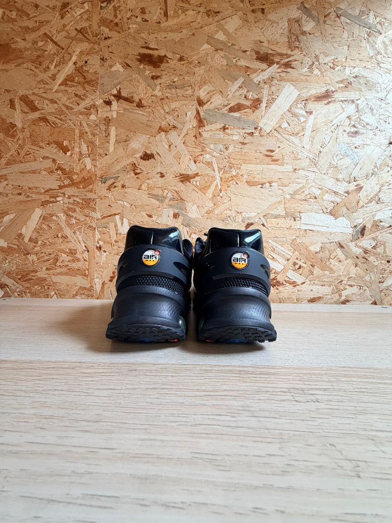 NIKE AIR MAX DN8 SP