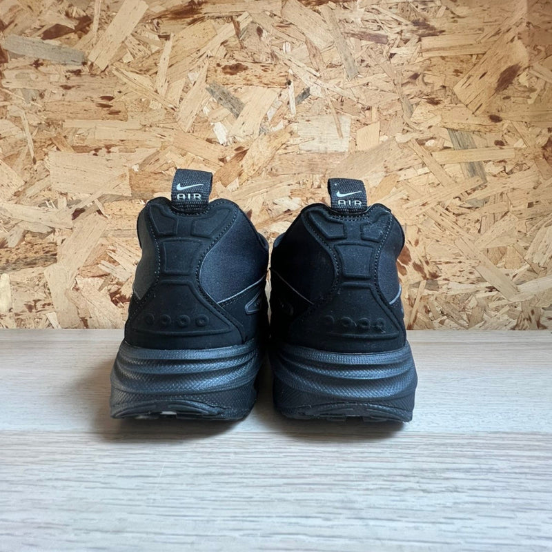 NIKE AIR MAX SNDR