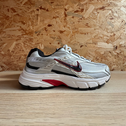 NIKE INITIATOR